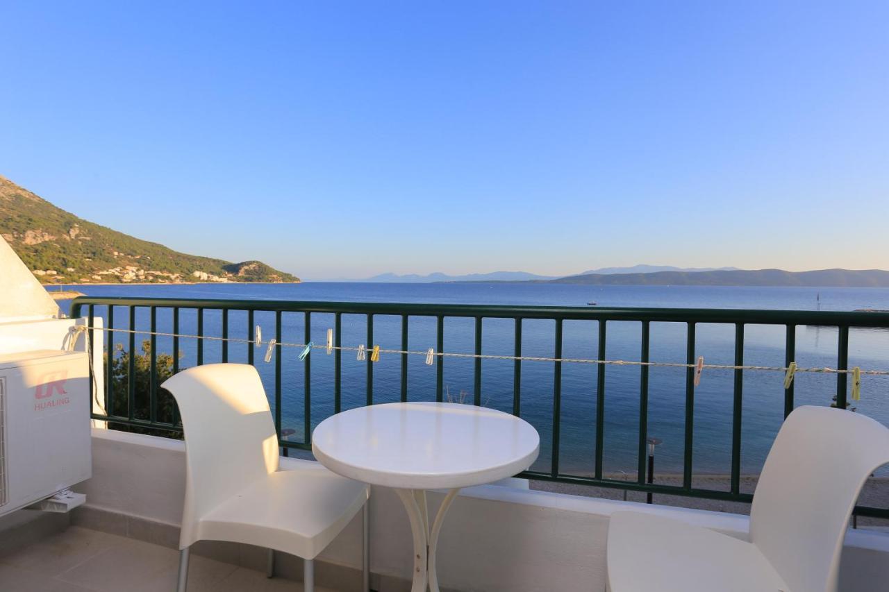 Apartments By The Sea Igrane, Makarska - 6653 Екстер'єр фото